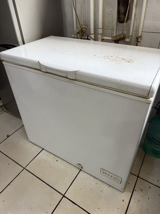 Холодильник (Muzlatkich)