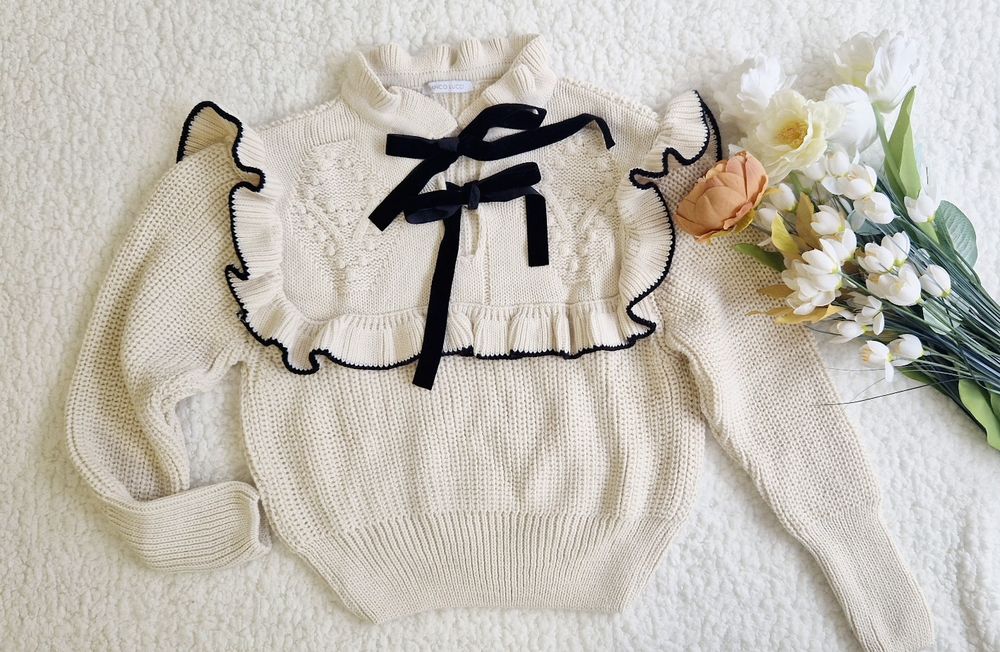 Нов пуловер размер S/M