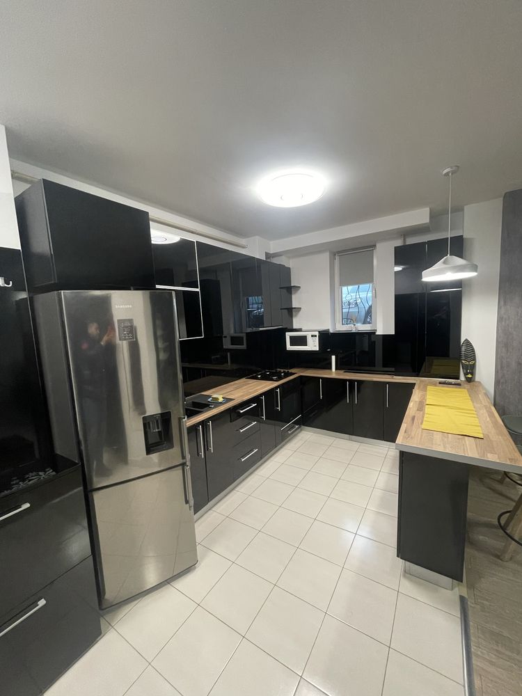 Apartament 2 cam de inchiriat Militari Residence disponibil din 15 mai