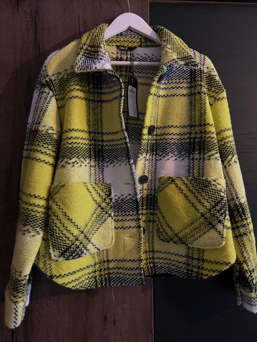 Ново яке тип риза в размер М