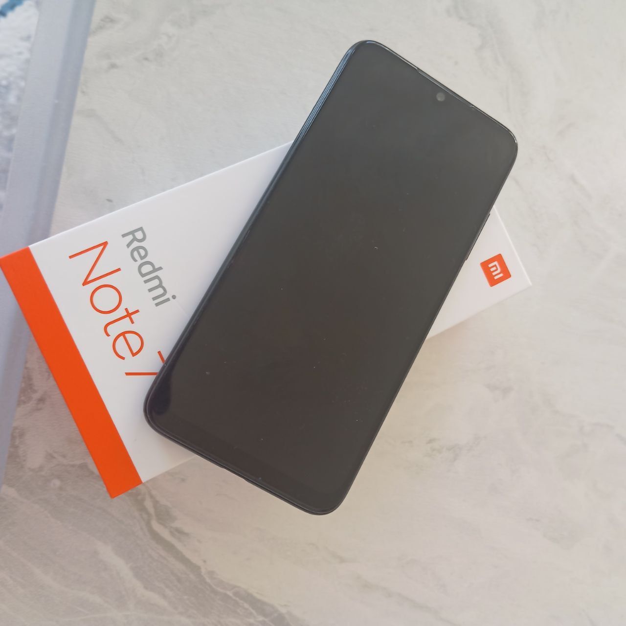 Redmi note 7 4/128 GB