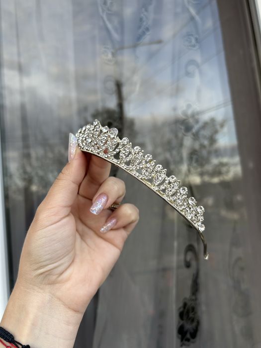 Vand coronita mireasa