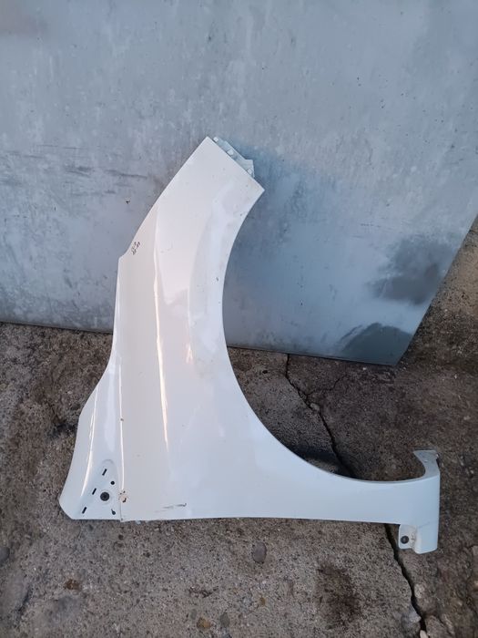 Калник  десен Renault Clio след 2013 г. Рено Клио