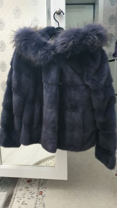 Продам шубу норковую автоледи