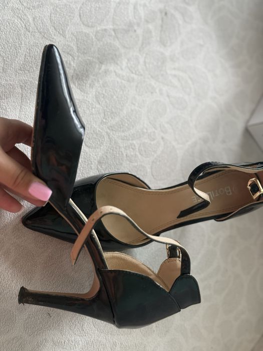 Дамски обувки на ток