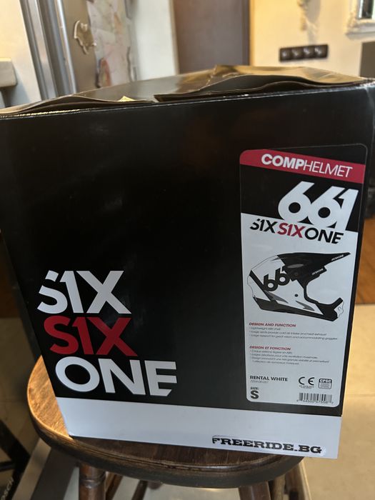 Каска за колело 661 sixsixone