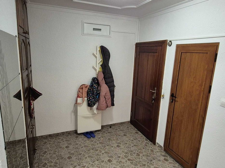 Дава се под наем Четиристаен апартамент в София, Слатина - 110 кв.м за 800 € - Снимка #3