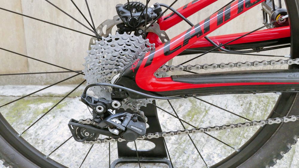 Cannondale Trigger, 27.5, карбон L, Lefty/FOX 140 ход, 2х10 Shimano XT