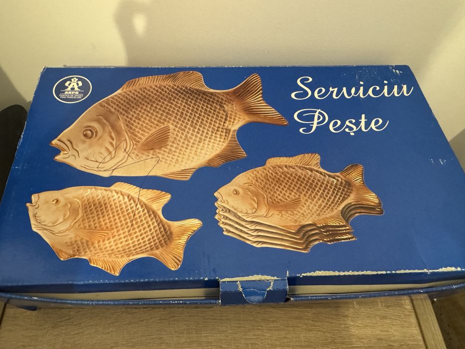 Set ceramica servit peste