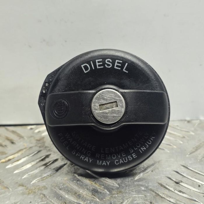 Buson alimentare combustibil Nissan Primastar