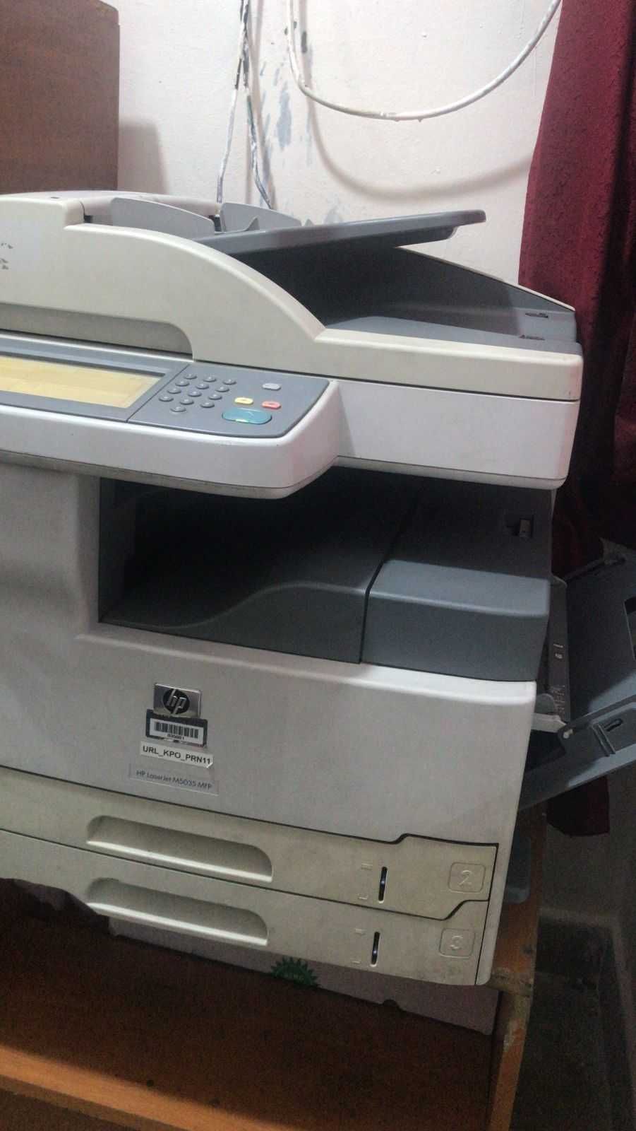Ксерокс принтер а3 а4  черно белый автоподачкой