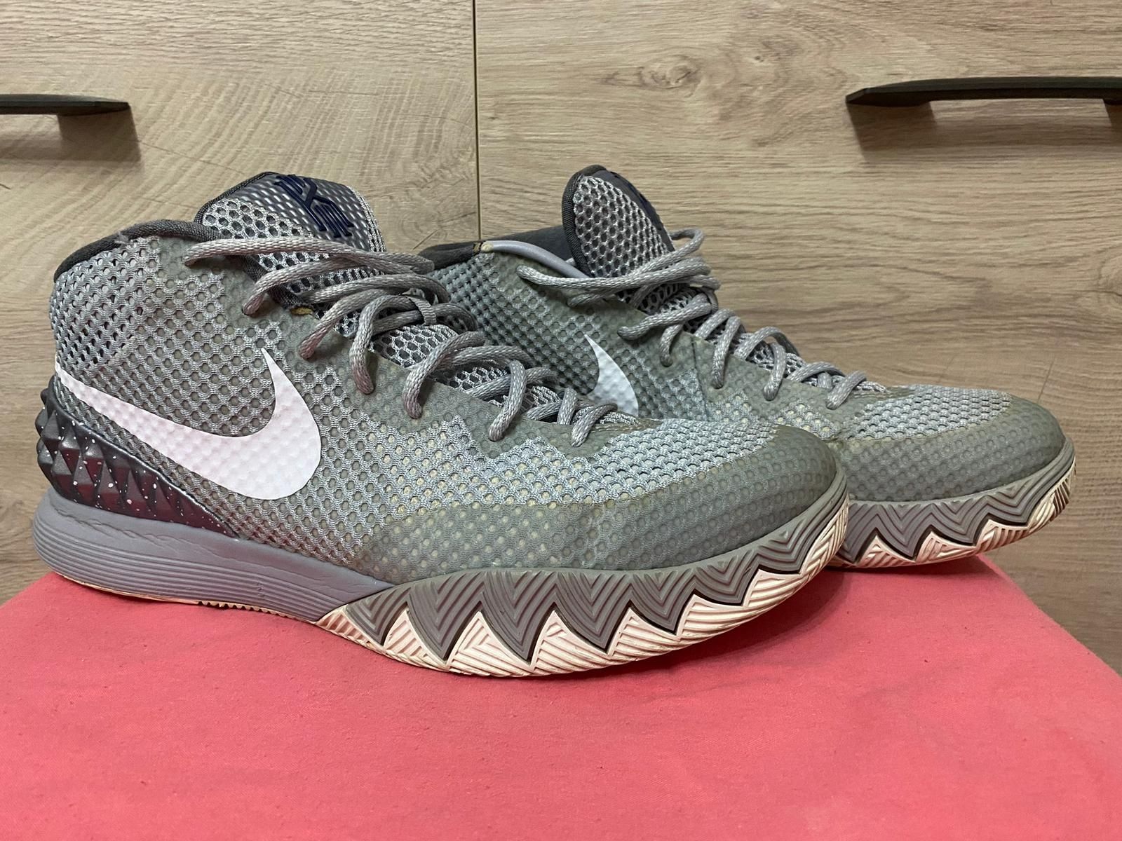 Nike Kyrie 1 Wolf Grey  45