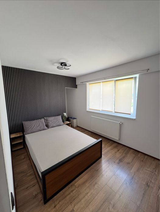 Pat din lemn si fier, saltea inclusă 140x200