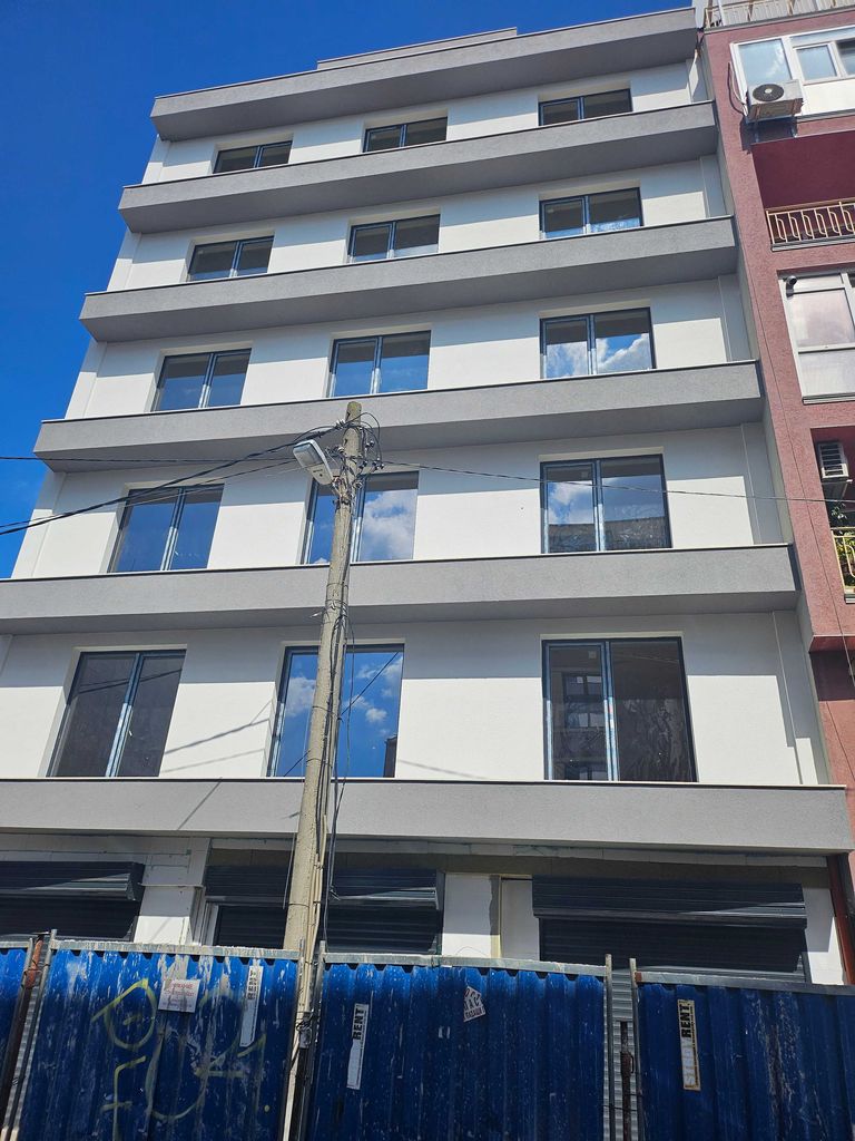 Продава се Двустаен апартамент в Варна, Христо Ботев - 55 кв.м за 1691 €/кв.м - Снимка #2