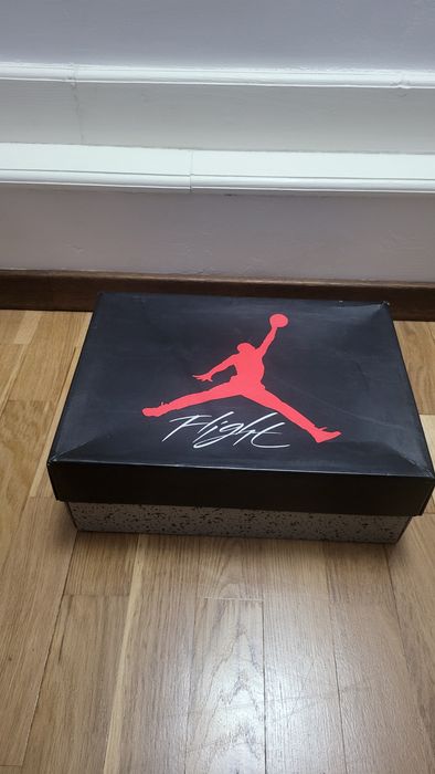 Jordan 4 white cement