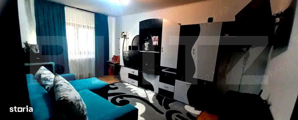Apartament de vanzare, cu 3 camere, decomandat, 58 mp, zona Alexandru