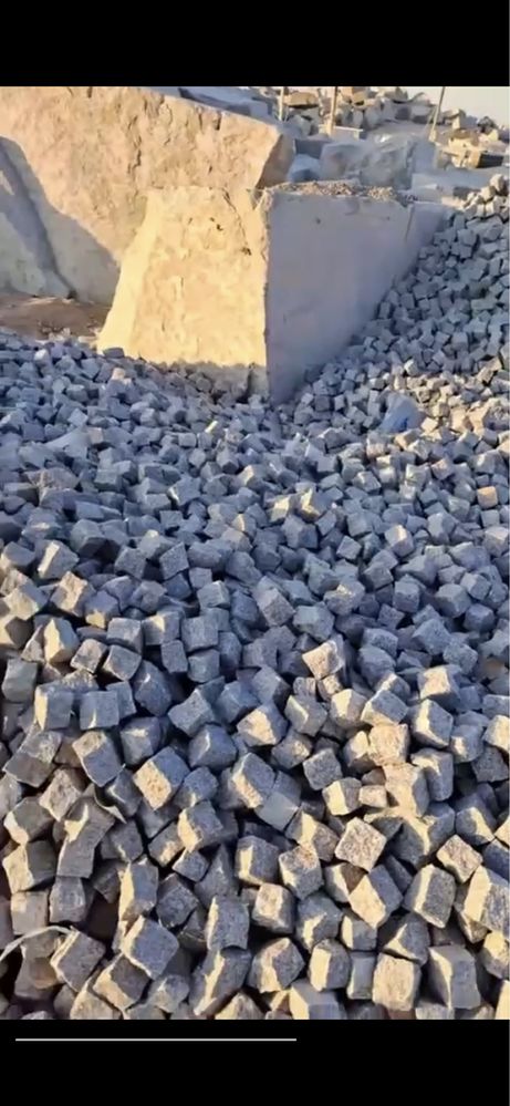 Bruchatka. Nero Buhara granit