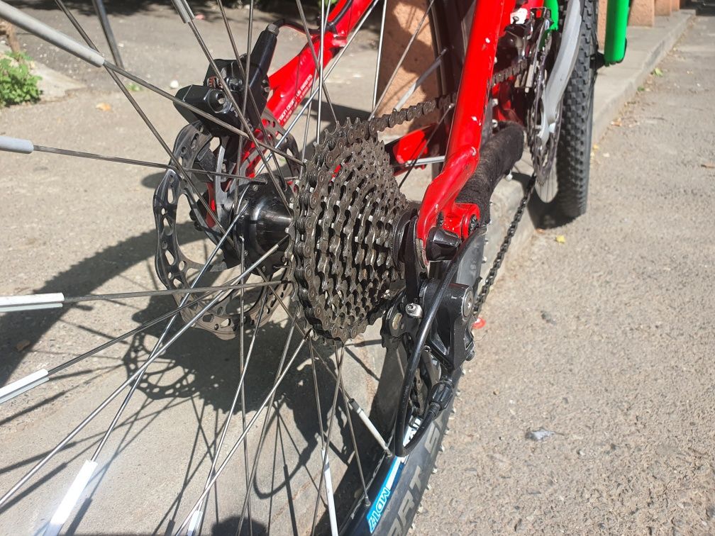 Bicicleta Specialized, Full suspension, Roti 26, cadru M