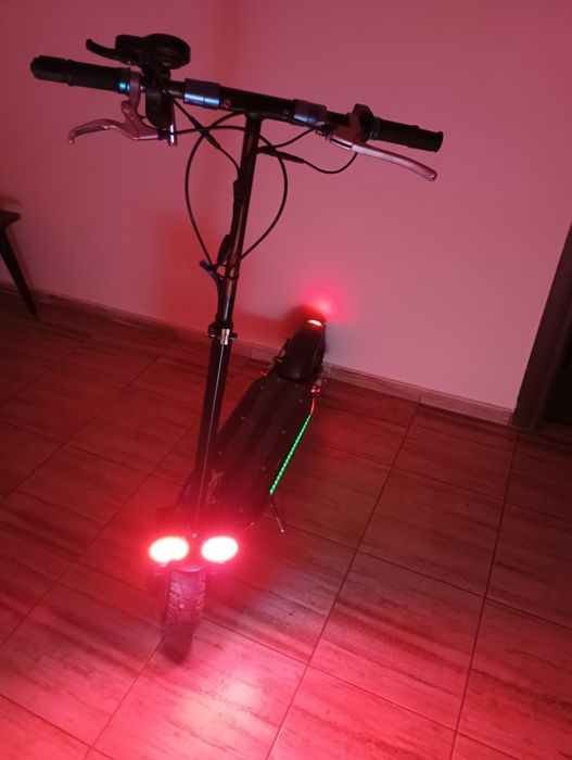 Se vinde trotineta electrica in stare perfecta de funcționare !