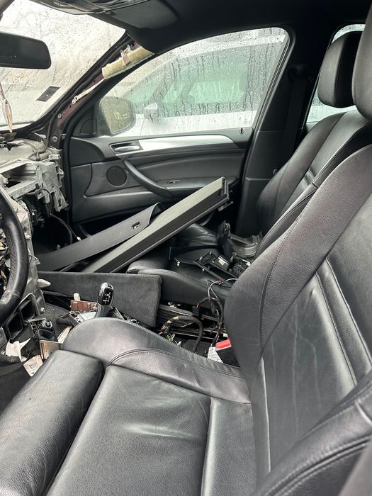 Vând BMW x6 pt dezmebrat