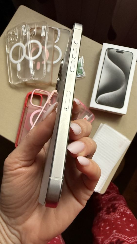 IPHONE 15 PRO MAX WHITE TITANIUM 256, impecabil baterie 100%