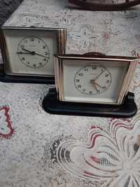 Vand ceasuri vechi de masa  marca Slava