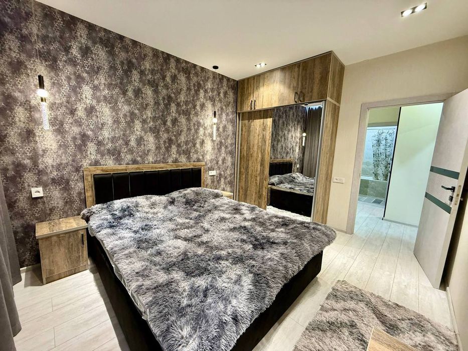 Чилонзор 11 квартал срочно продам евроквартиру