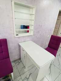 Маникюрный стол, диван,шкафчики ,ресешен для салона красоты
