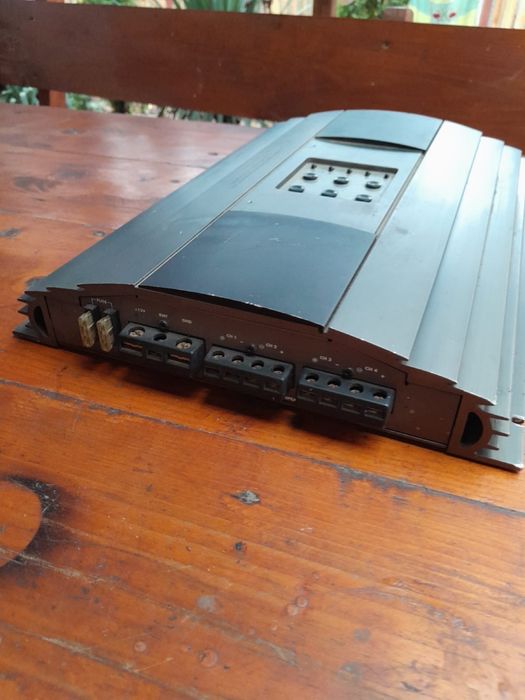 Amplificator auto  Magnat Century 520