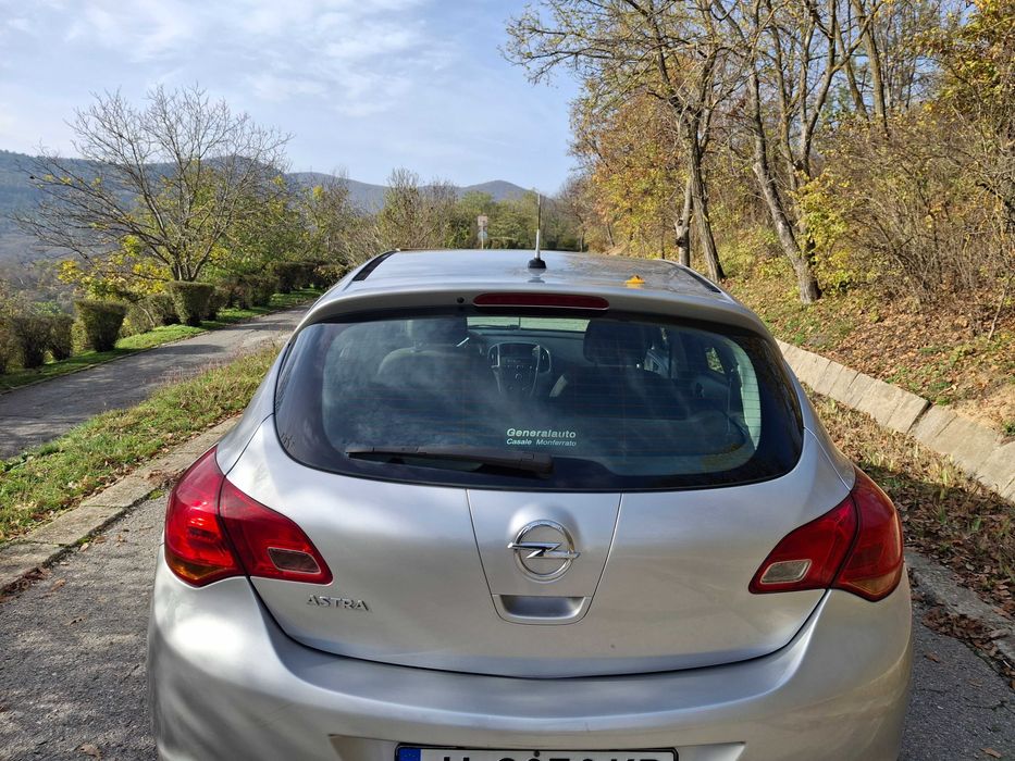 Автомобил в много добро състояние