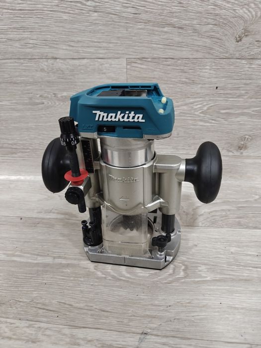 Freza Makita DRT50