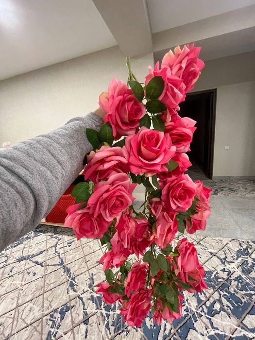 Oformleniya narsalari sotiladi