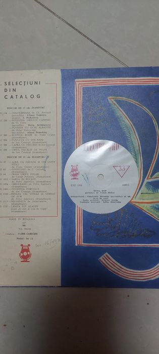 Vând discuri cu povești, povestiri, poezii  pentru copii