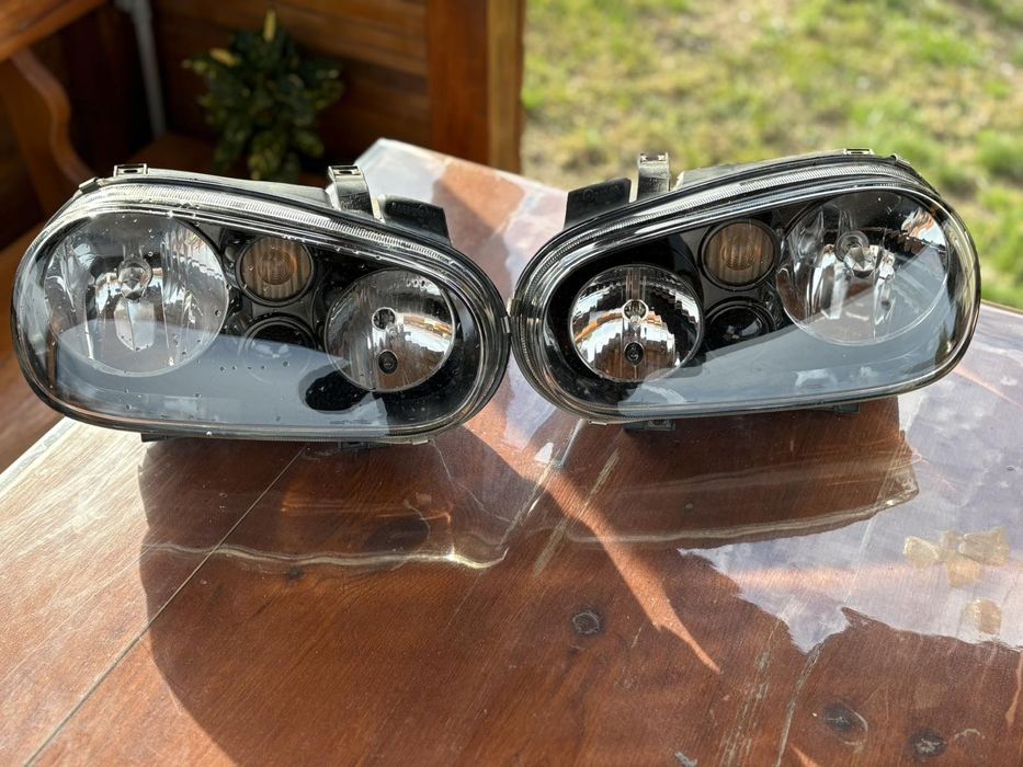 Фарове за Golf 4