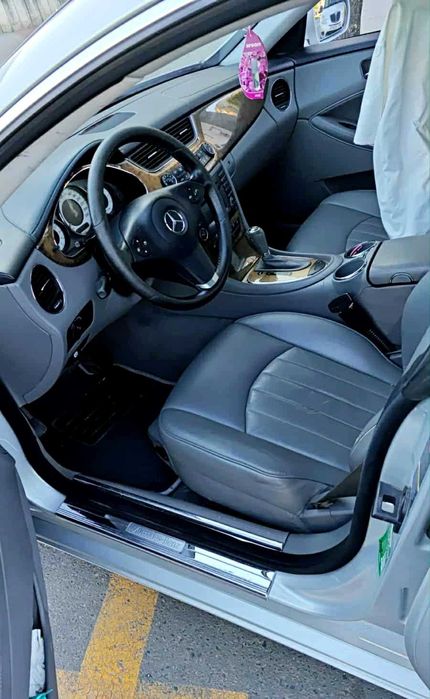 Mercedes Benz cls 280