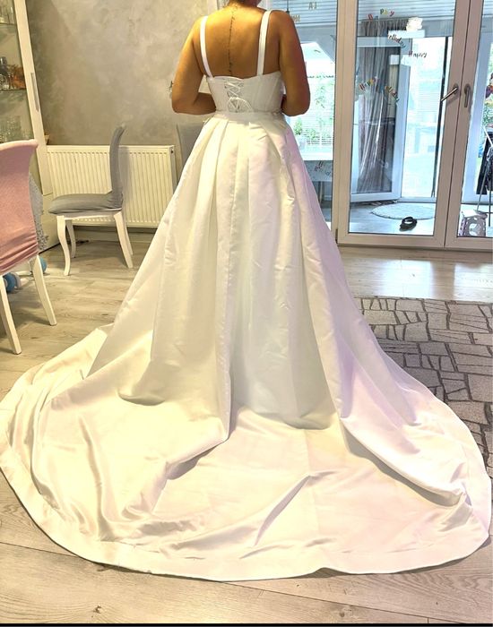 Rochie mireasa din tafta,cu trena detasabila