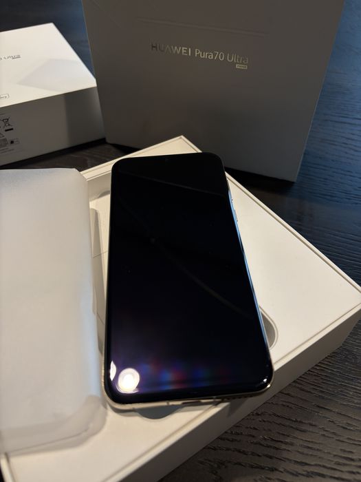 Huawei Pura 70 Ultra гаранция 2 г