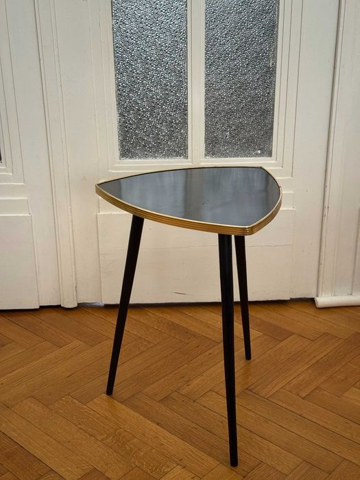 Винтидж помощна масичка / поставка за саксия