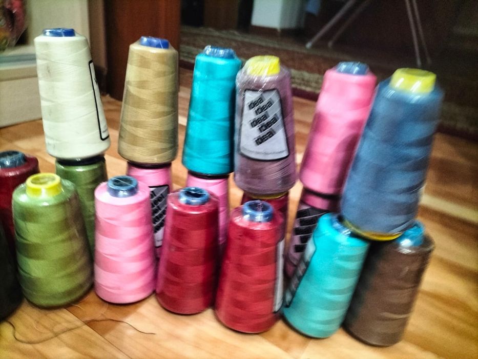Продам нитки бабины