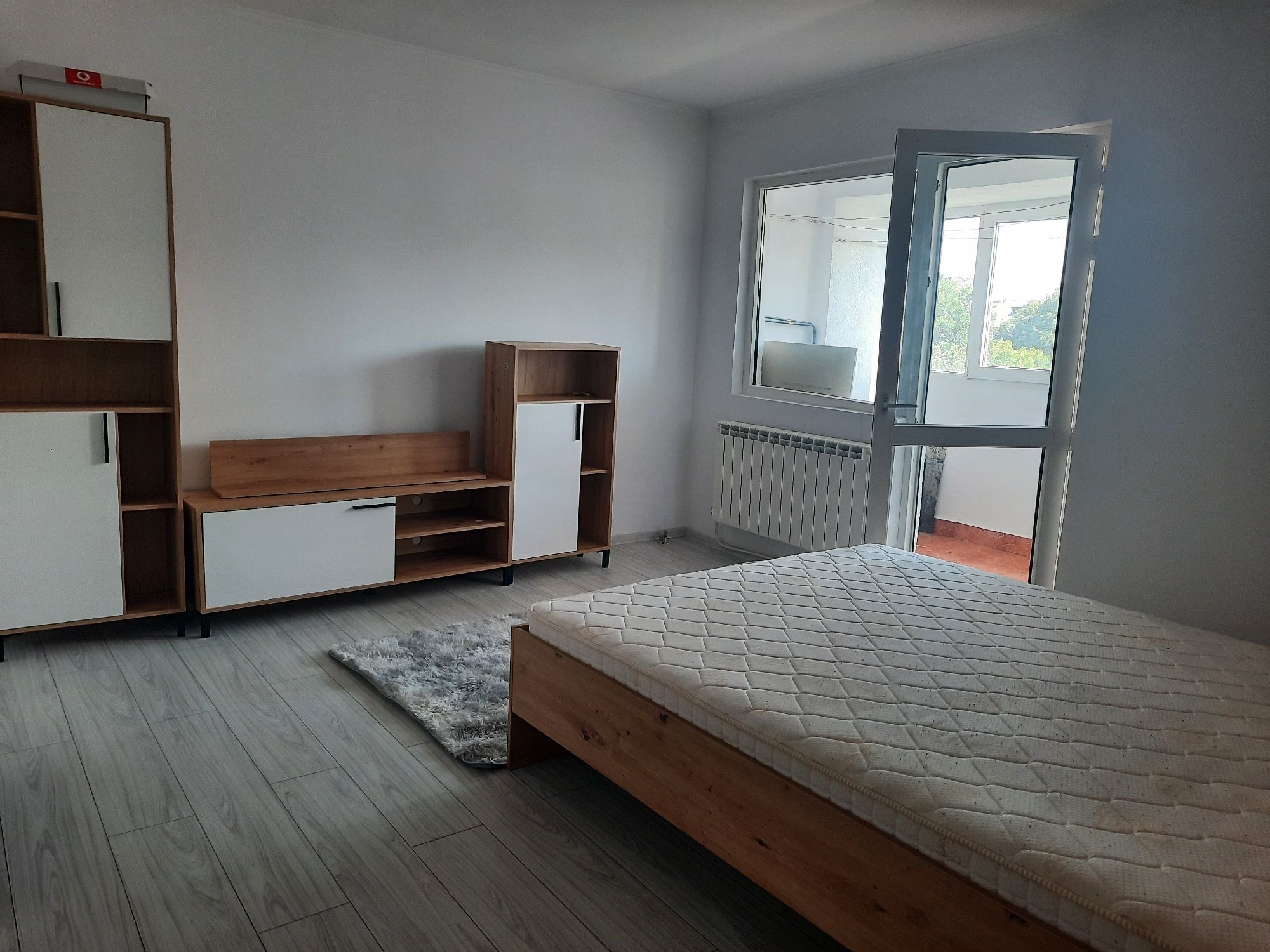 Inchiriez apartament 2 camere