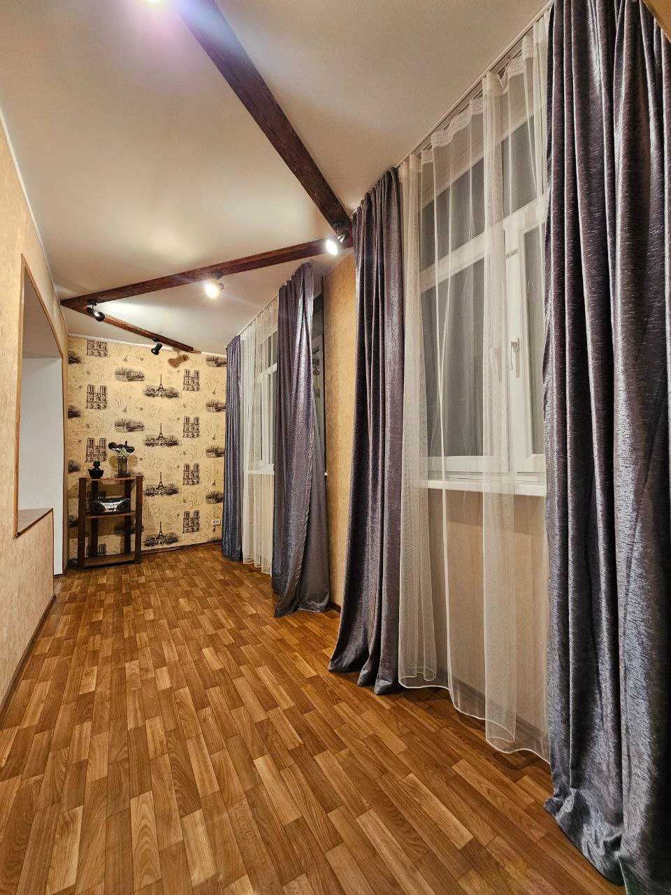 Аэропорт венгерская 3/3/4 77 серия 74м² кирпич