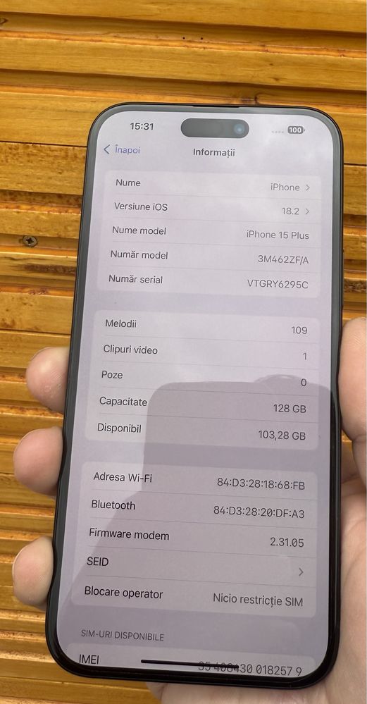 iPhone 15+ pret 2550  lei