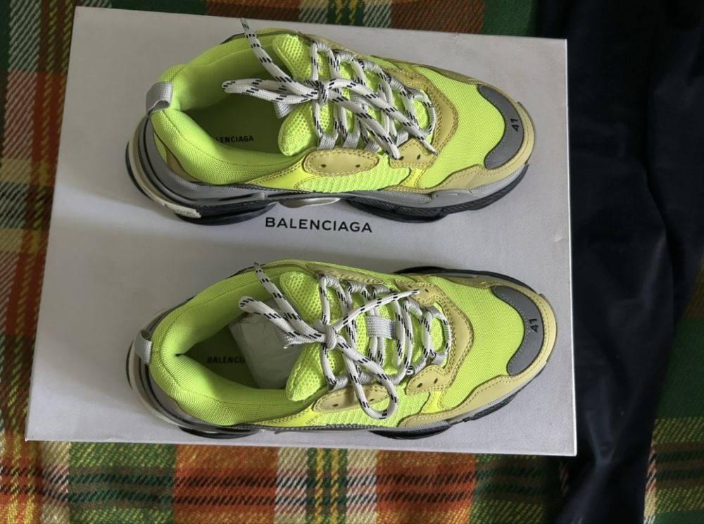 Balenciaga Triple S