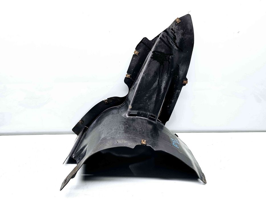 Carenaj roata dreapta fata Volkswagen Passat B6 Variant (3C5) [Fabr 20