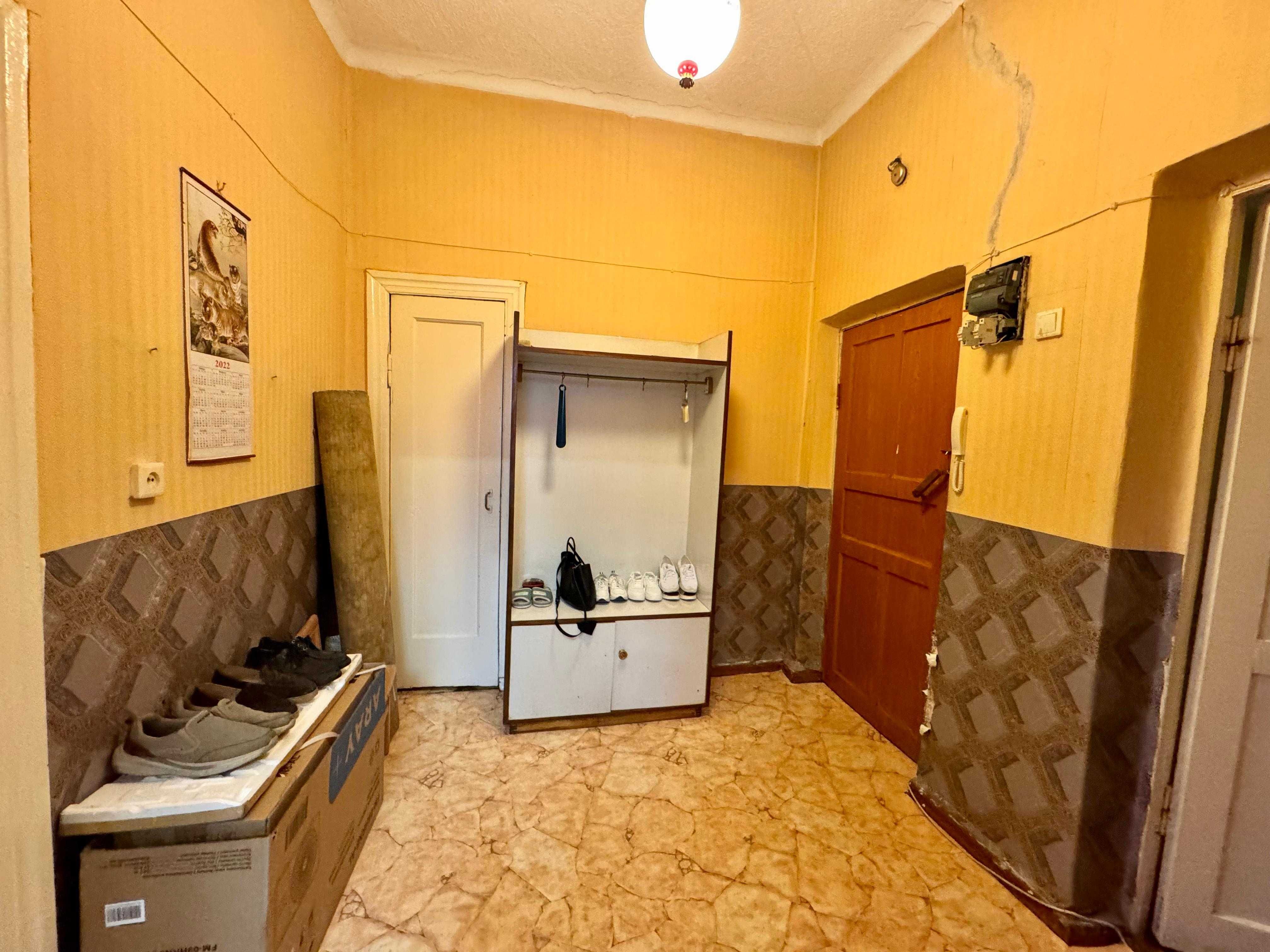 Продаётся 3 комн. кв. на 2 этаже по ул. Методическая 14 (Пришахтинск)