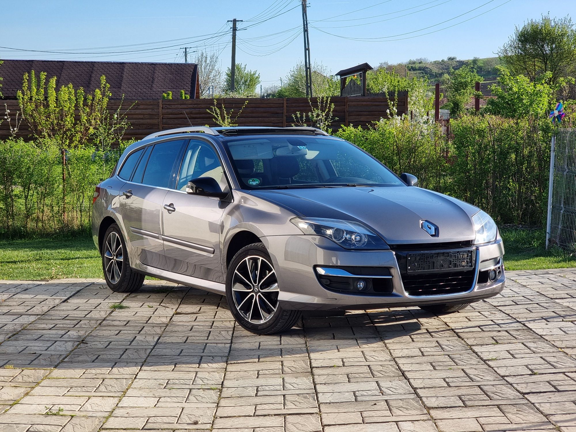 Renault Laguna Bose Edition/Panoramic/Piele/Navi/Keyless