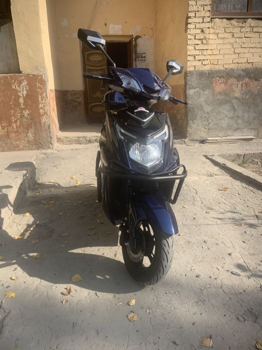 Skuter Largo Motors
