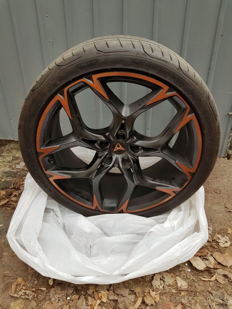 Jante Cupra Formentor 20'' cu pneuri Goodyear F1 Supersport