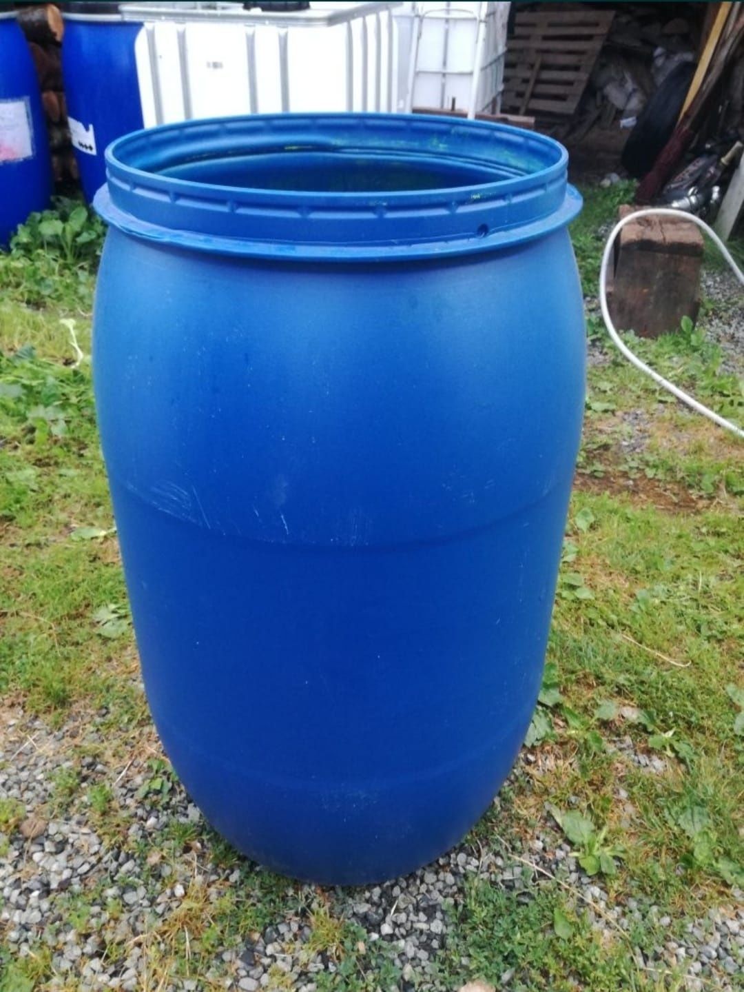 Butoi 200l butoaie 200 ibc bazin 200l butoi plastic