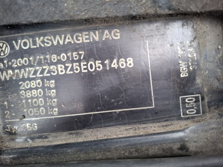 Elemente Caroserie VW Passat Variant .0TDi 100kw 136cp Tip BGW An2005